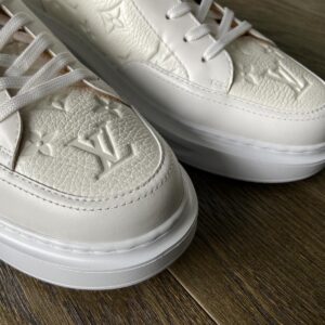 LOUIS VUITTON　スニーカー